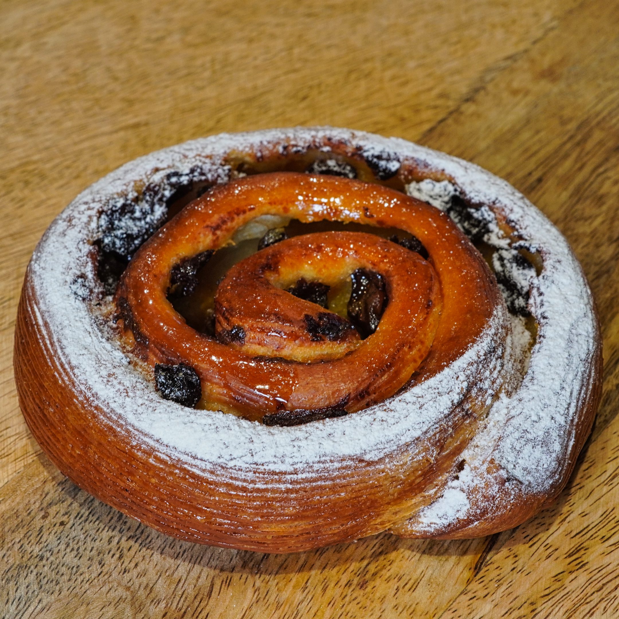 Pain aux raisins feuilleté